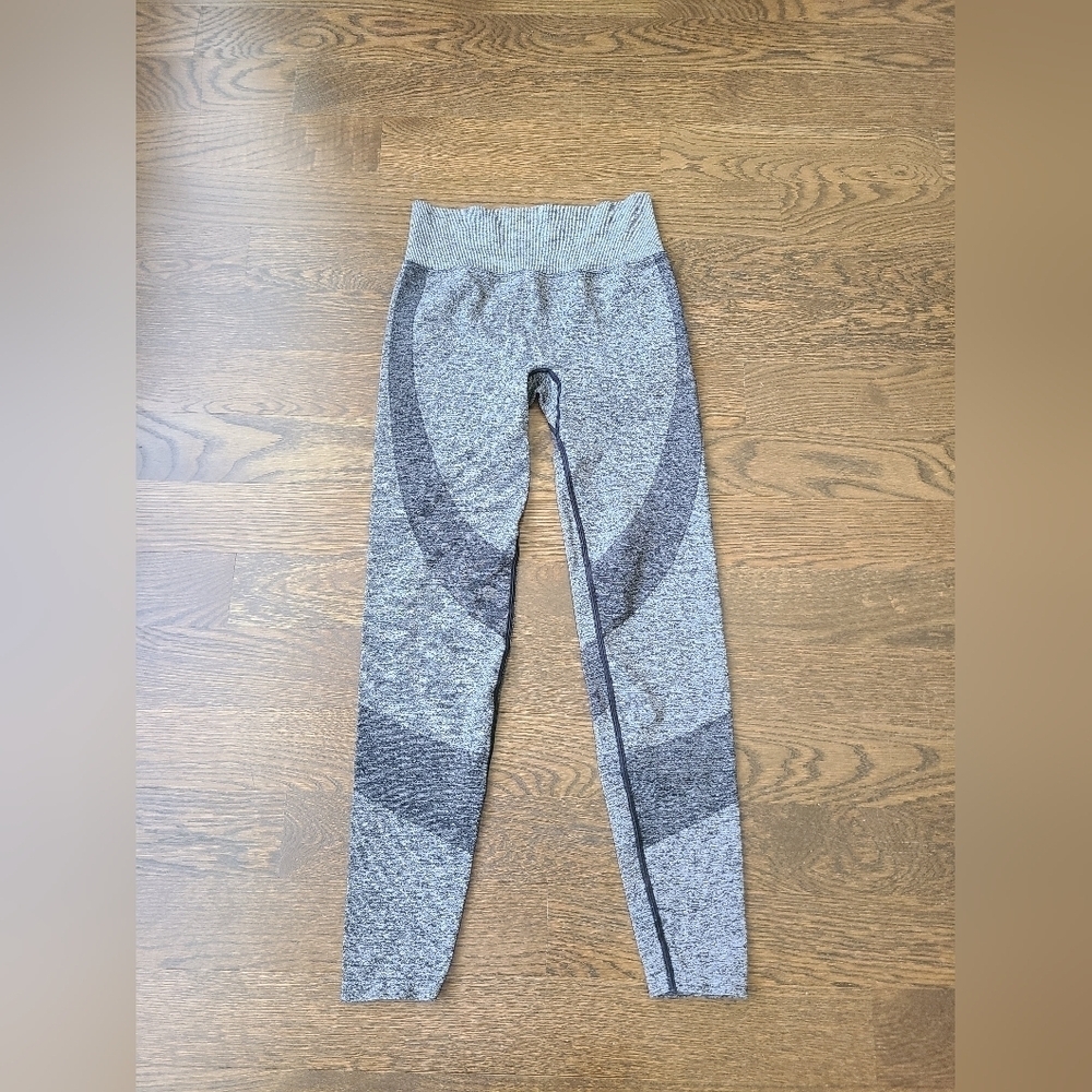 Victoria's Secret PINK active Gray Leggings Sz.S/P
